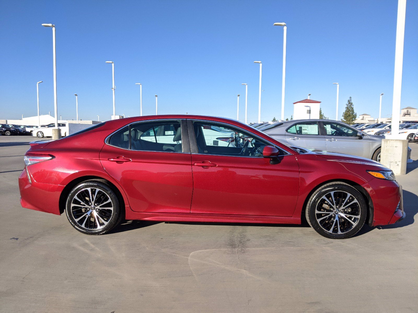 Certified Pre-Owned 2018 Toyota Camry SE 4dr Car in Mission Hills # ...