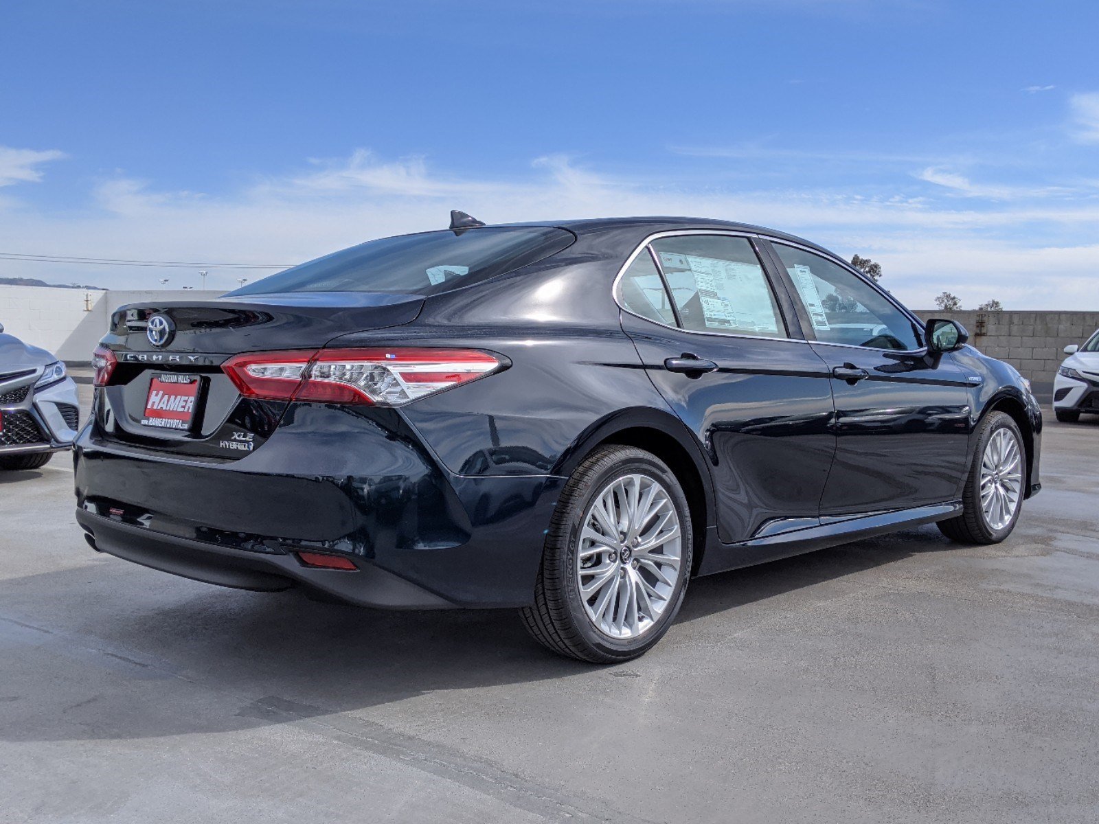 New 2020 Toyota Camry Hybrid XLE 4dr Car in Mission Hills #53053 ...