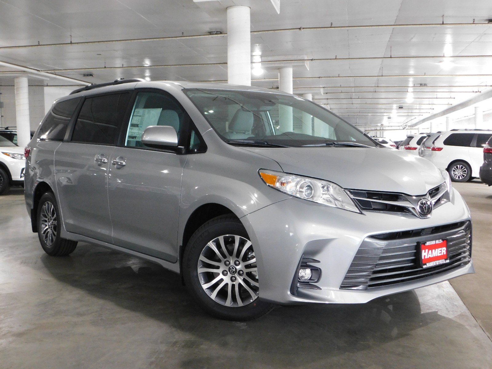 New 2019 Toyota Sienna XLE Mini-van, Passenger in Mission Hills #46492 ...