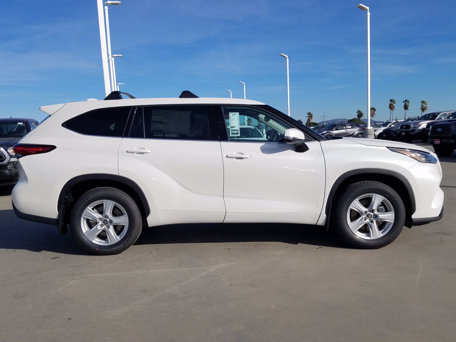 New 2020 Toyota Highlander Le Sport Utility In Mission Hills 52855