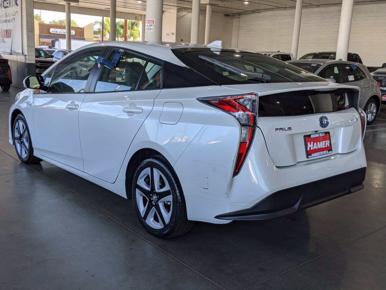 Certified Pre-Owned 2017 Toyota Prius Four Touring Hatchback In Mission ...